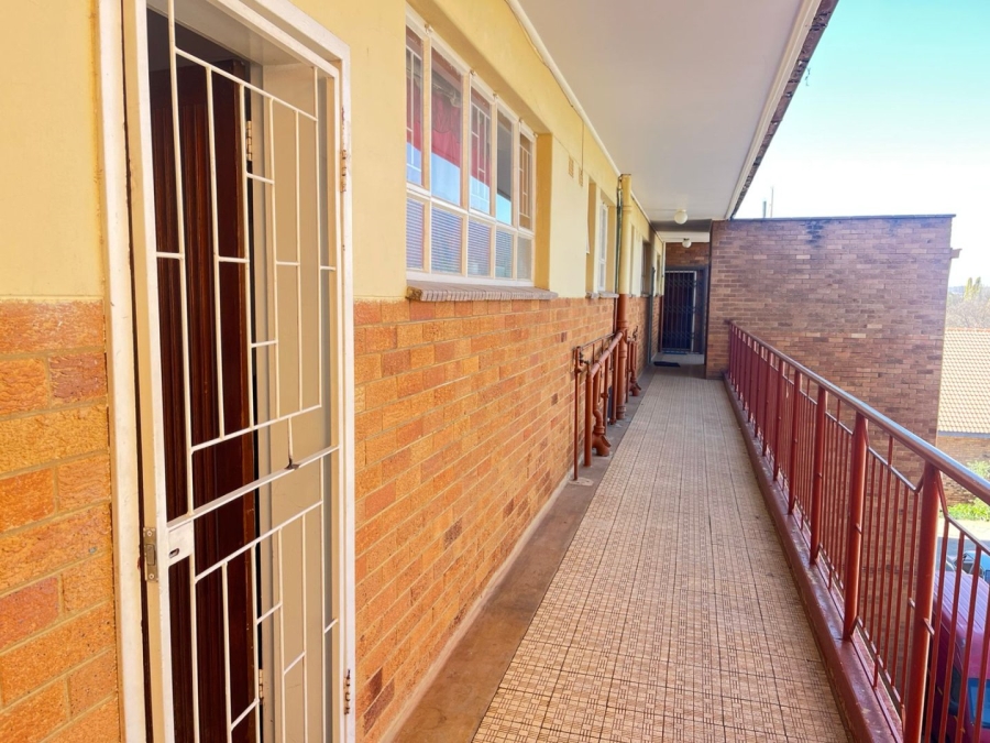 2 Bedroom Property for Sale in Potchefstroom South North West